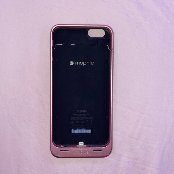 Mophie Charging iPhone Case (iPhone 7/8 plus) - Picture 2 of 3